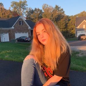 Meet your Posher, Karissa